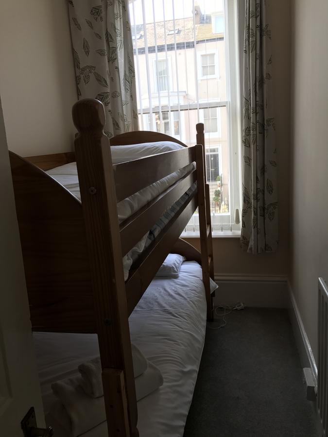 Wentworth Guesthouse Whitby Bagian luar foto