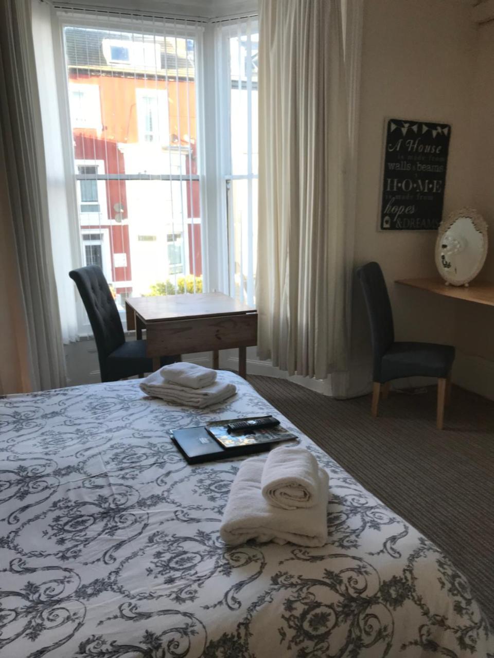 Wentworth Guesthouse Whitby Bagian luar foto